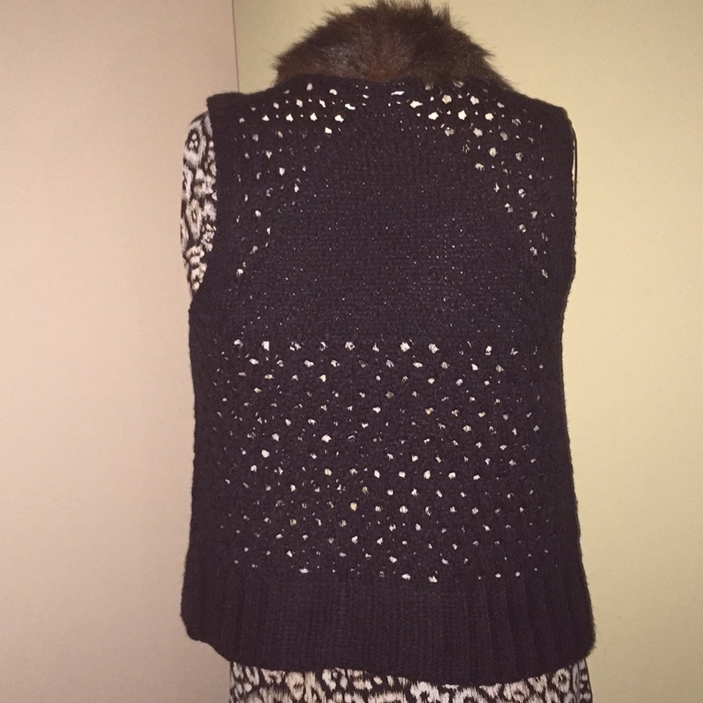 OFFERS COND. CATO KNITTED VEST SIZE S- EXCEL COND. - Picture 8 of 14